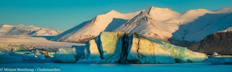 Jökulsárlón in ochtendlicht