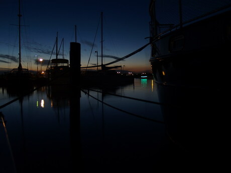 avond in een haven
