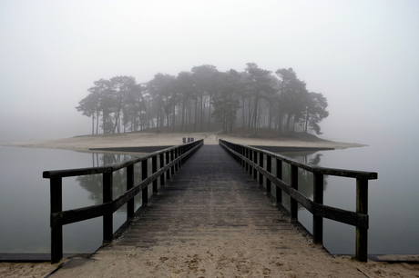 Henschotermeer in de mist