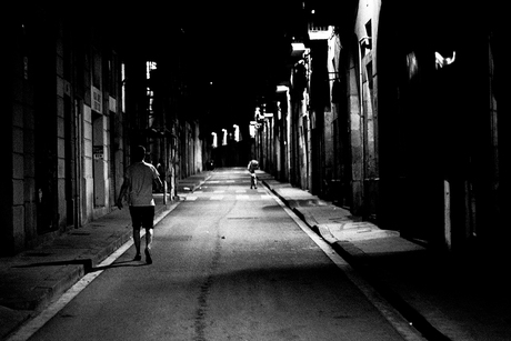Barcelona alley by night