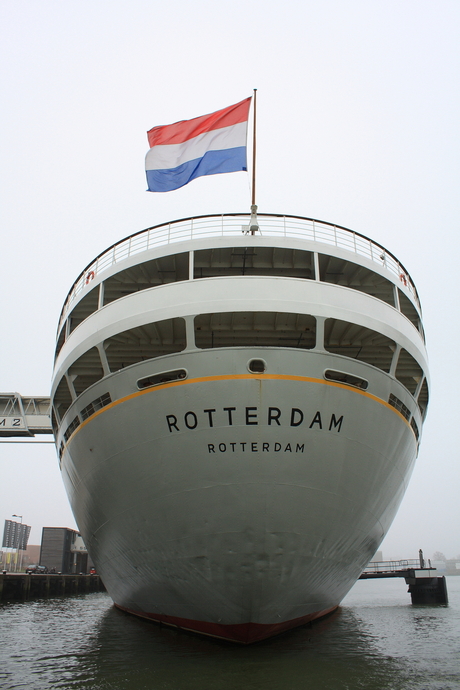 S.S. Rotterdam - fraaie achterkant