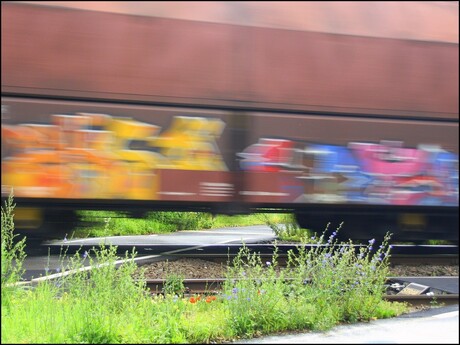 Moving grafiti