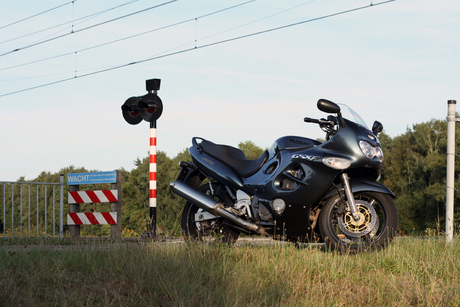 Suzuki aan het spoor