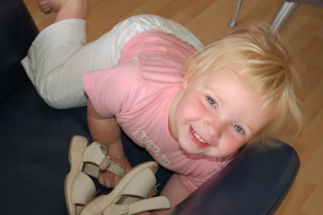 De vrolijkheid en levendigheid van kinderen