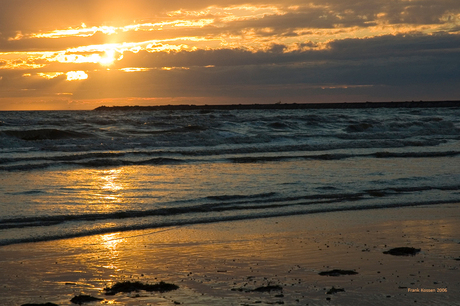 Zonsondergang strand IJmuiden