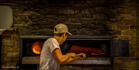 The making of...pizza in Genua