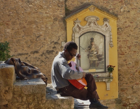 Straatmuzikant in Lissabon