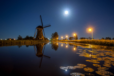 Als de nacht valt bij de Boezemmolen