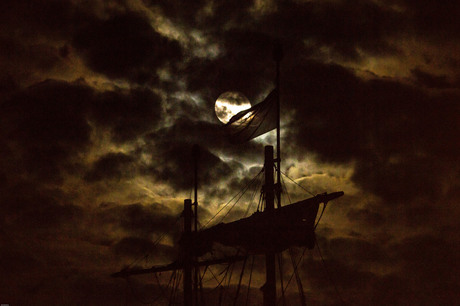 pirates in the night