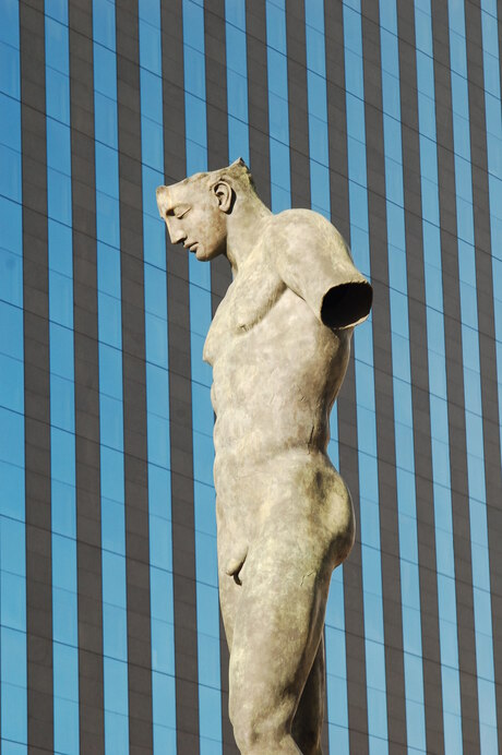 Standbeeld in Parijs