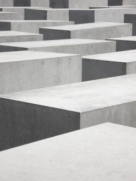 Holocaust monument