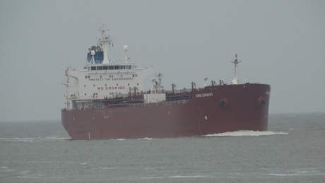 binnenlopen hoek van holland van de king ernest