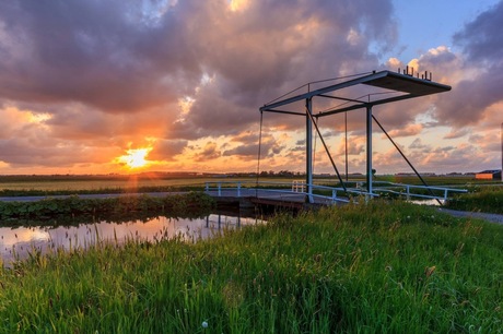 Zonsondergang bij Schipluiden