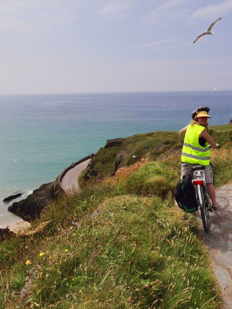 Cycling at Dingle Peninsuela