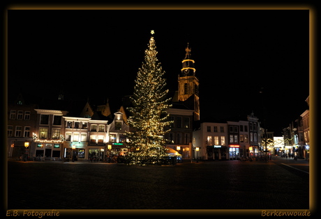 gouda at night