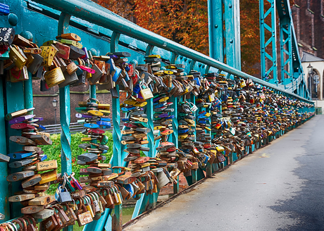 Liefdesbrug