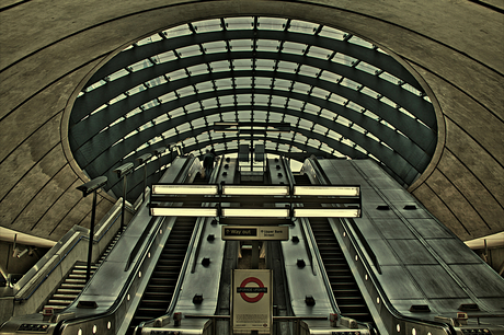 Canary Wharf Underground