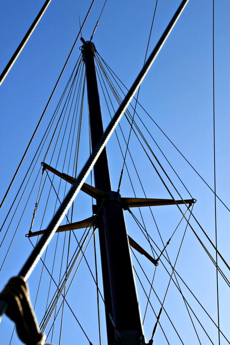 Mast (from sailboat)