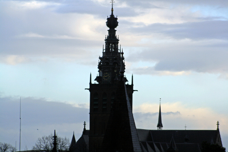 St. Stevenstoren bij zonsopgang