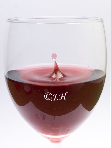 Druppel in wijnglas