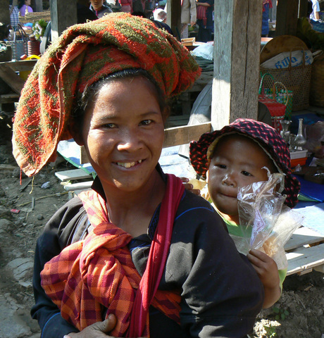 Moeder in Myanmar.jpg