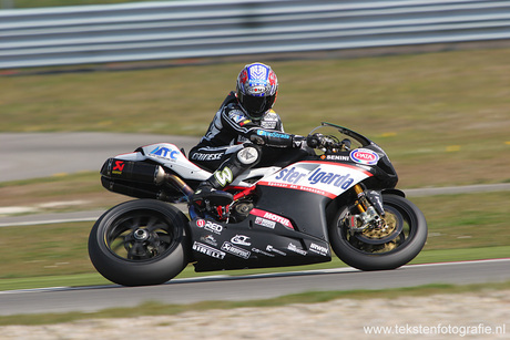 Max Biaggi, WSBK 08