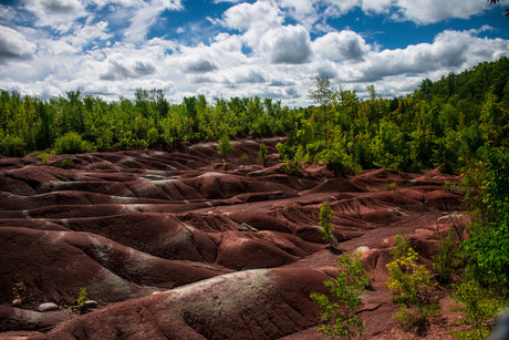 Red Clay Hills, Canada