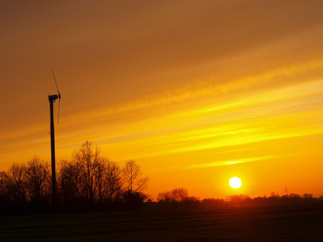 zonsondergang Assendelft