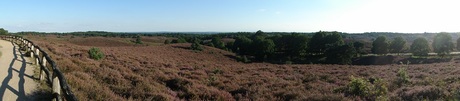 Panoramafoto van de Posbank op 10-9-2015 om 17.55 uur.