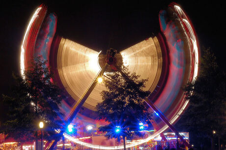 Kermis bij nacht