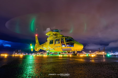 Dauphin helikopter night ops!