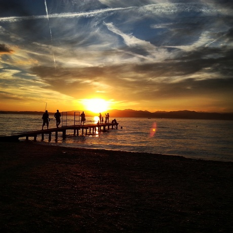 sunset lake garda