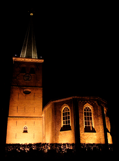 Kerk bij nacht