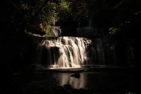 Purakaunui Falls (sprookjesachtig) in Nieuw Zeeland