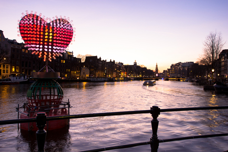 178 bottles, 1 message @ Amsterdam Lightfestival