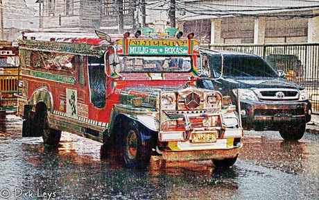 Jeepney in de regen