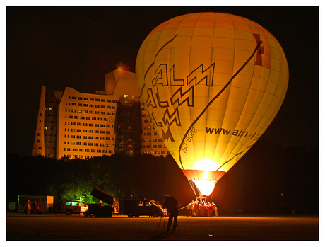 nachtballon bij Gasunie