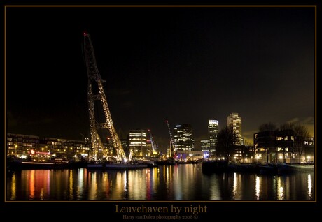 Leuvehaven by night