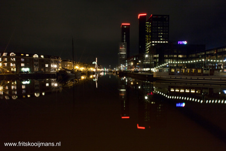 Achmeatoren bij nacht in Leeuwarden