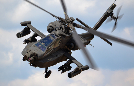 Apache helikopter op oorlogspad