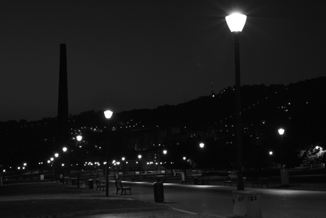 Bilbao bij nacht