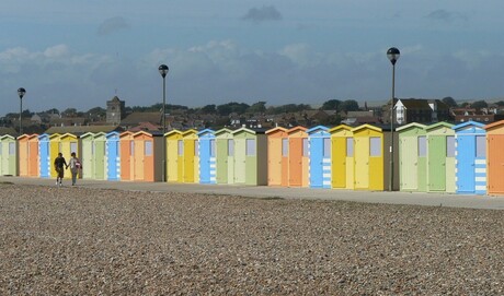 Gekleurde huisjes op t strand