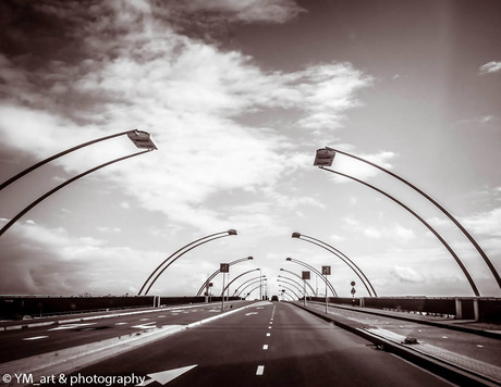 Brug in Haarlem - Zwart/wit