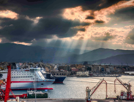 in de haven van Heraklion