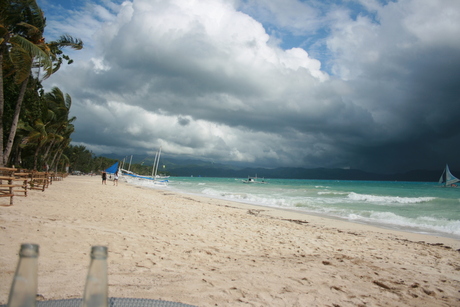 Storm komt er aan Boracay Island