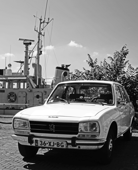 Peugeot 504