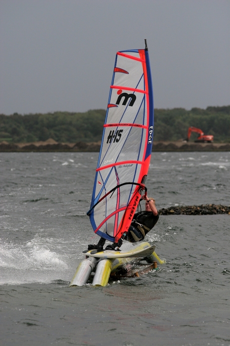 Skir Nederpelt windsurf tubesliding