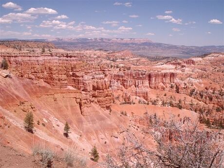 Bryce Canyon.