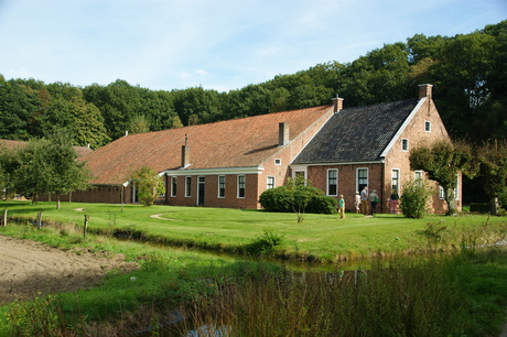 Een boerderij ( in openluchtmuseum Arnhem )