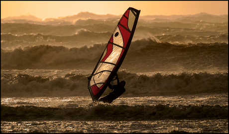 10 Beaufort Windsurfer